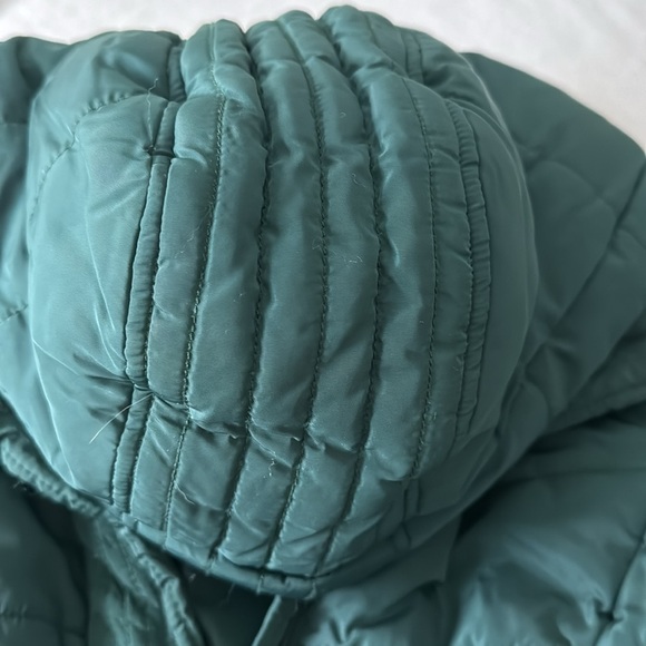 AE Coat - Picture 4 of 10